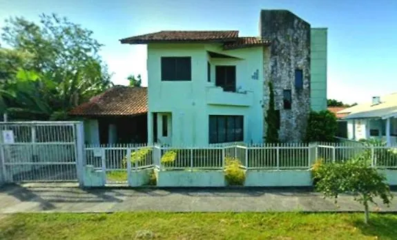 Casa Na Praia Da Daniela Florianopolis